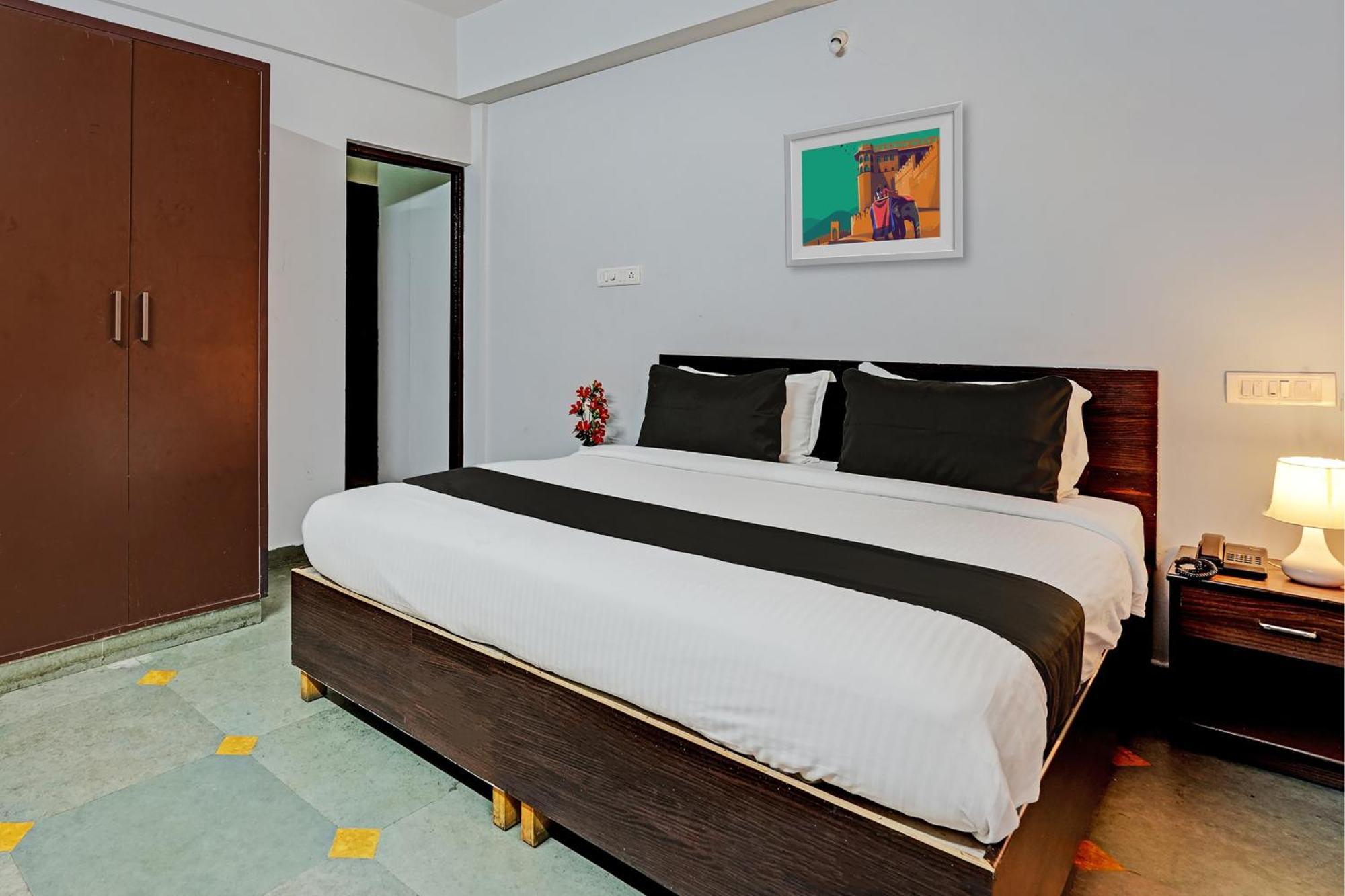 โอโย 13670 สกายลาร์ค เซอร์วิซ อพาร์ตเมนต์ Hotel บังกาลอร์ ภายนอก รูปภาพ