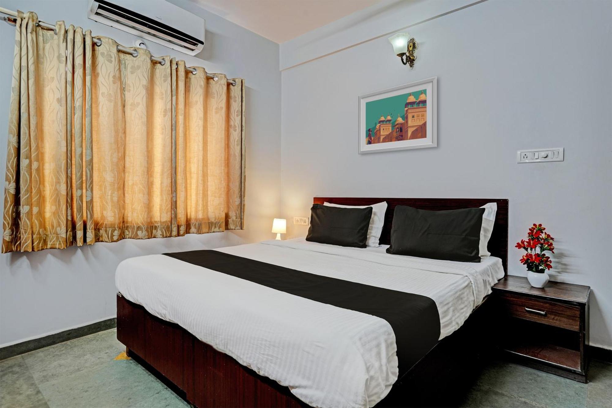 โอโย 13670 สกายลาร์ค เซอร์วิซ อพาร์ตเมนต์ Hotel บังกาลอร์ ภายนอก รูปภาพ