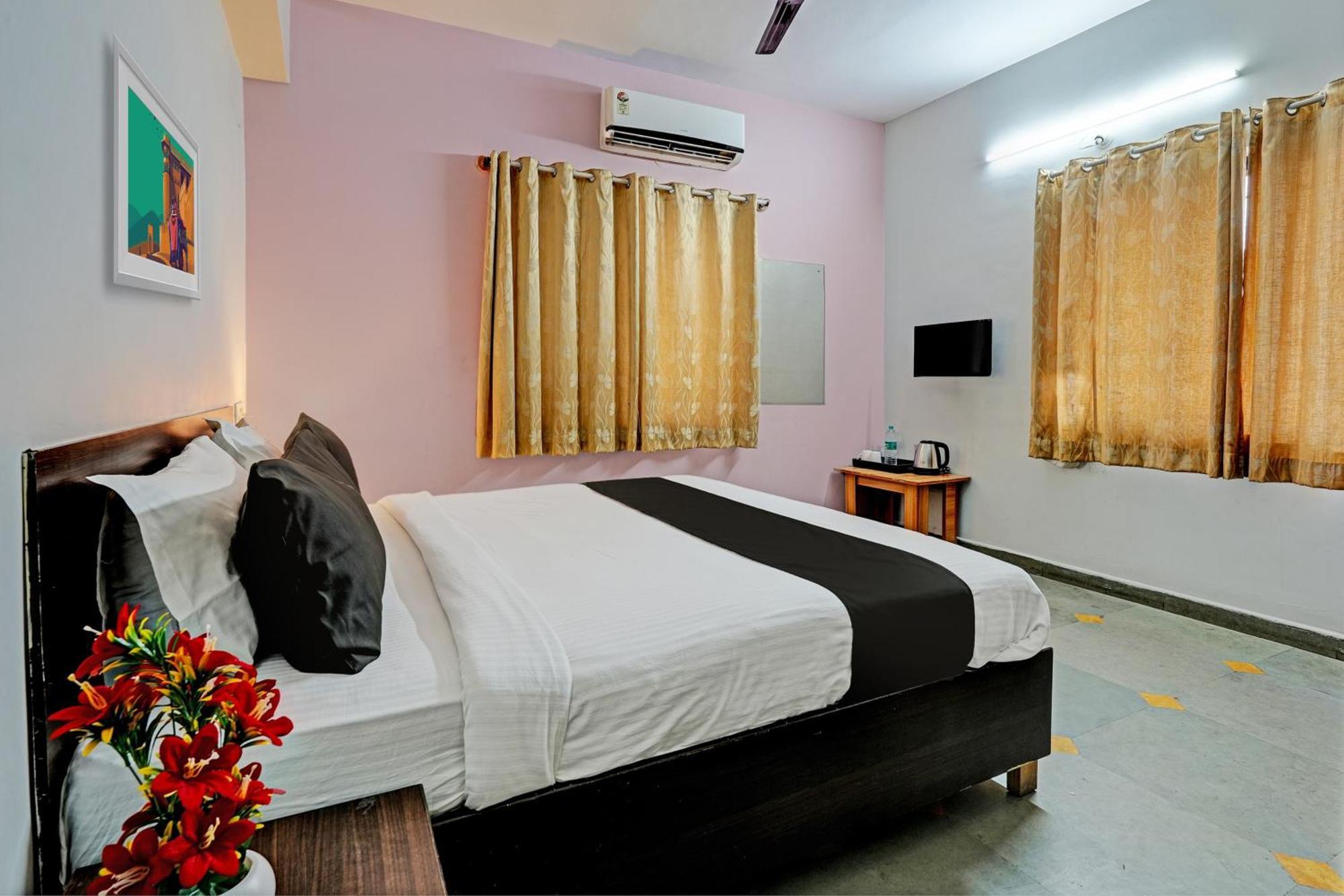 โอโย 13670 สกายลาร์ค เซอร์วิซ อพาร์ตเมนต์ Hotel บังกาลอร์ ภายนอก รูปภาพ